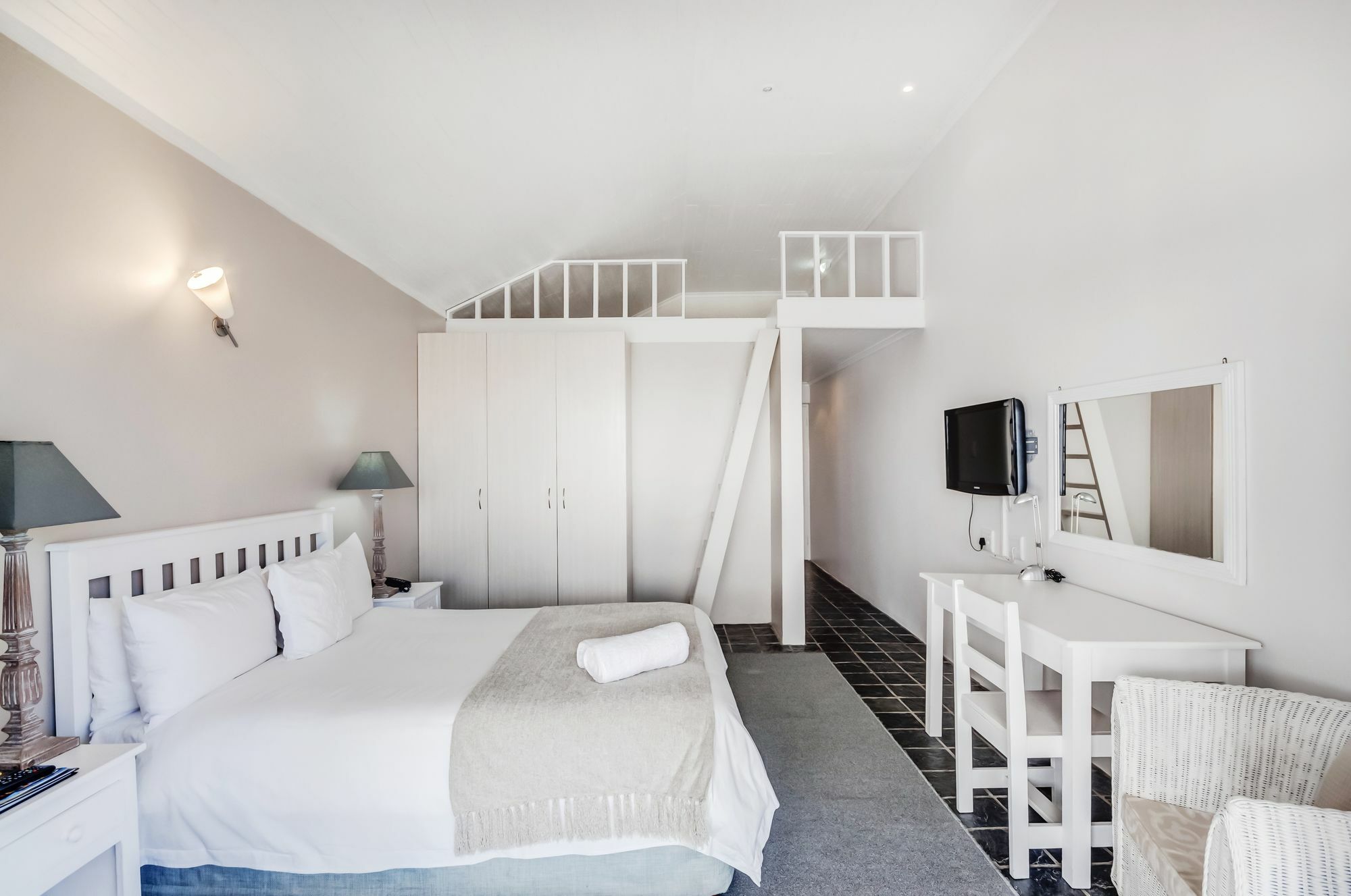 First Avenue Guesthouse Порт-Элизабет Экстерьер фото