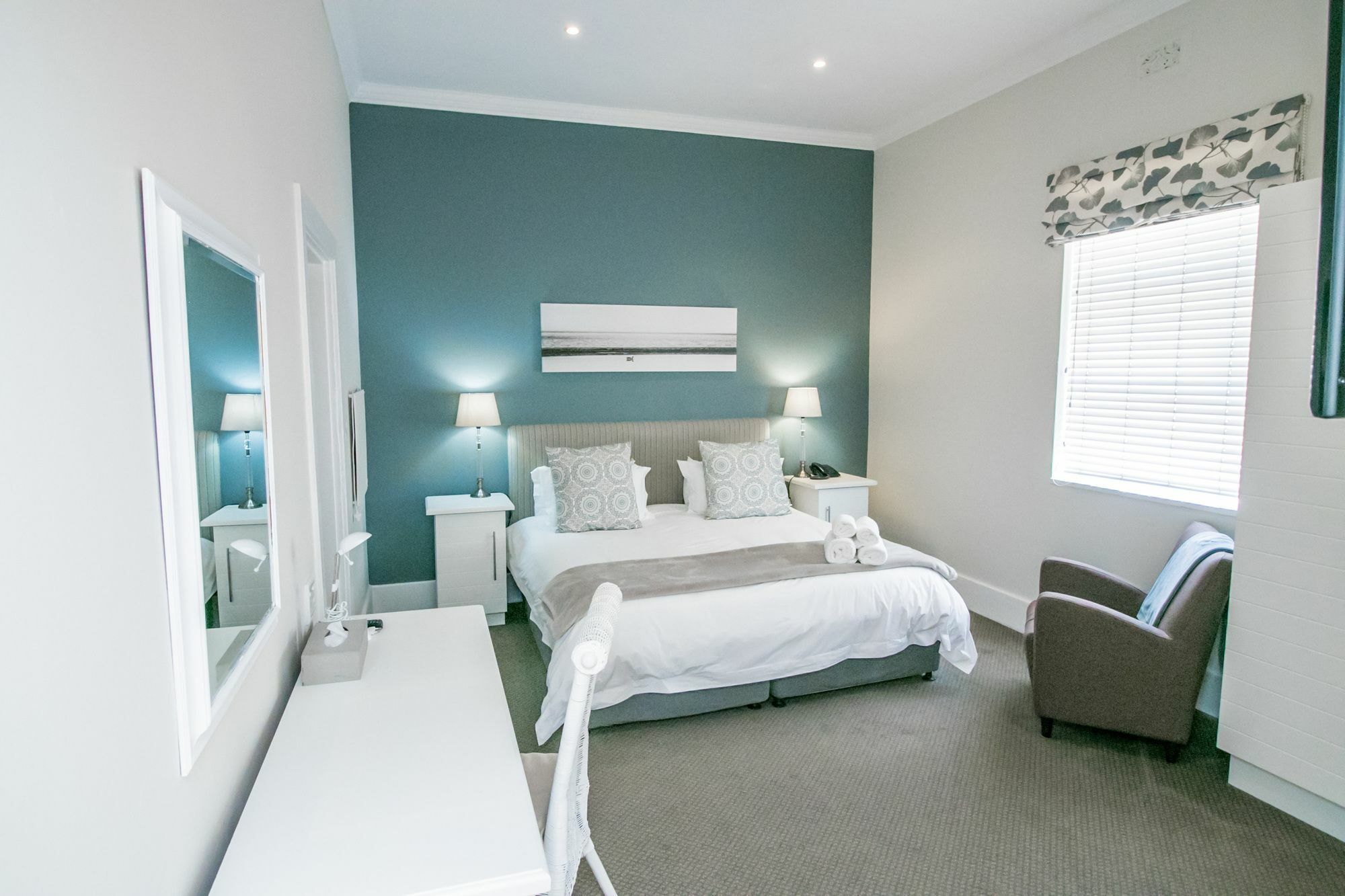First Avenue Guesthouse Порт-Элизабет Экстерьер фото