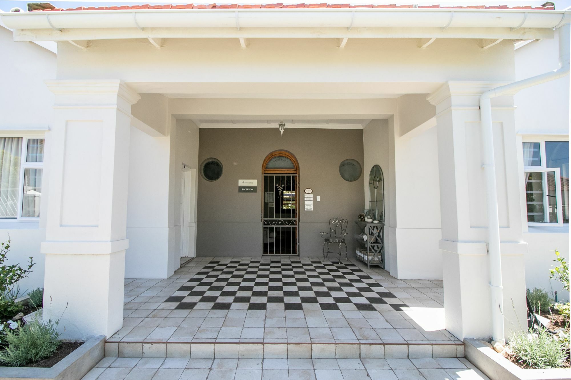 First Avenue Guesthouse Порт-Элизабет Экстерьер фото