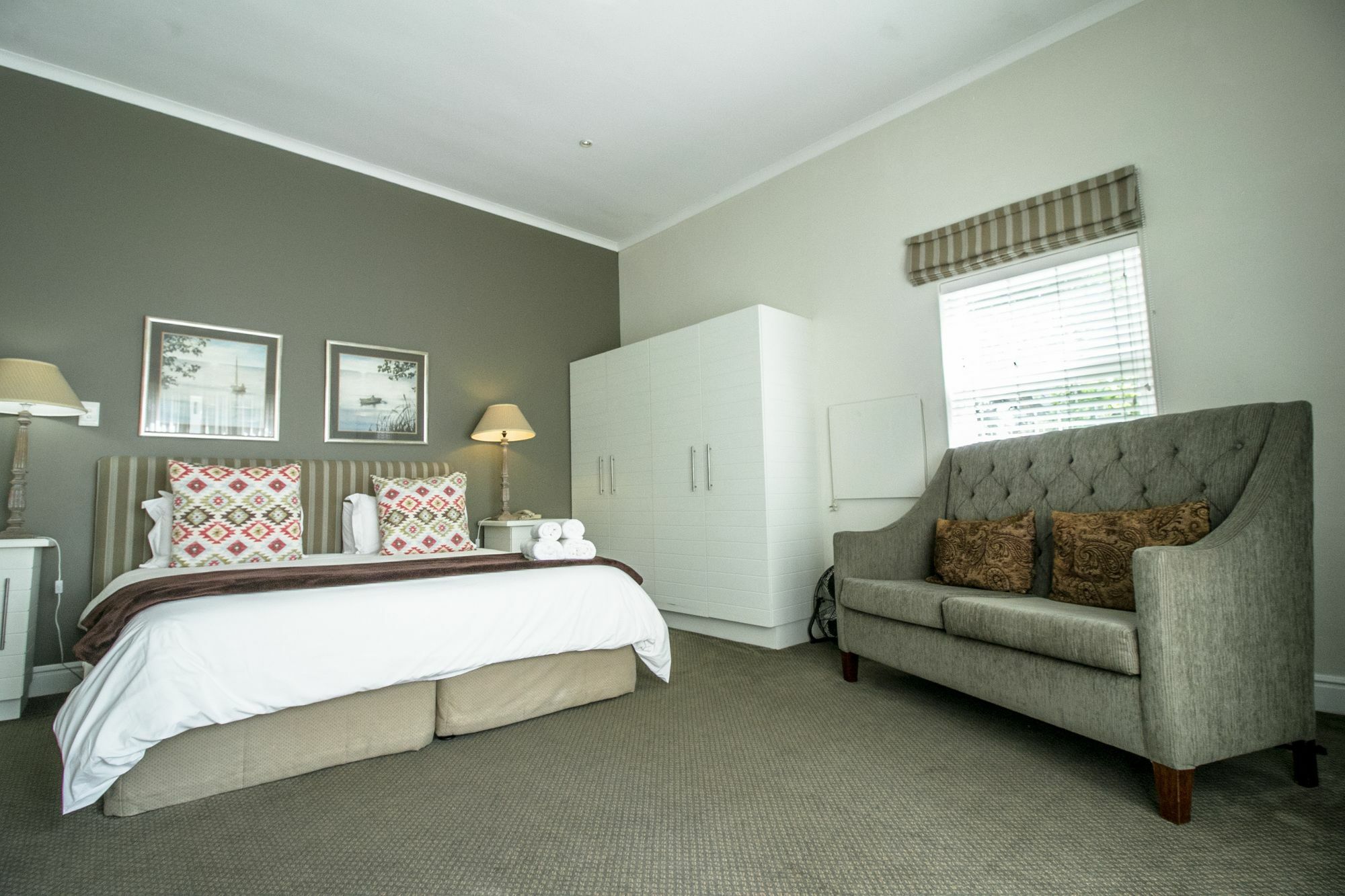 First Avenue Guesthouse Порт-Элизабет Экстерьер фото